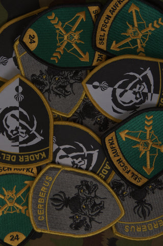 Bestickte taktische Abzeichen mit Schweizer Einheiten-Designs – CH+ARMED Patches „Cerberus“, „Seltsch Aufkl“ und „Kader Delta“